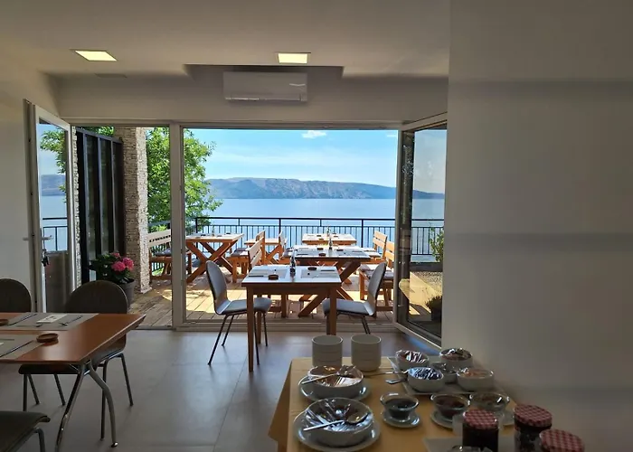 Suzana Beautiful Balcony Sea View 1